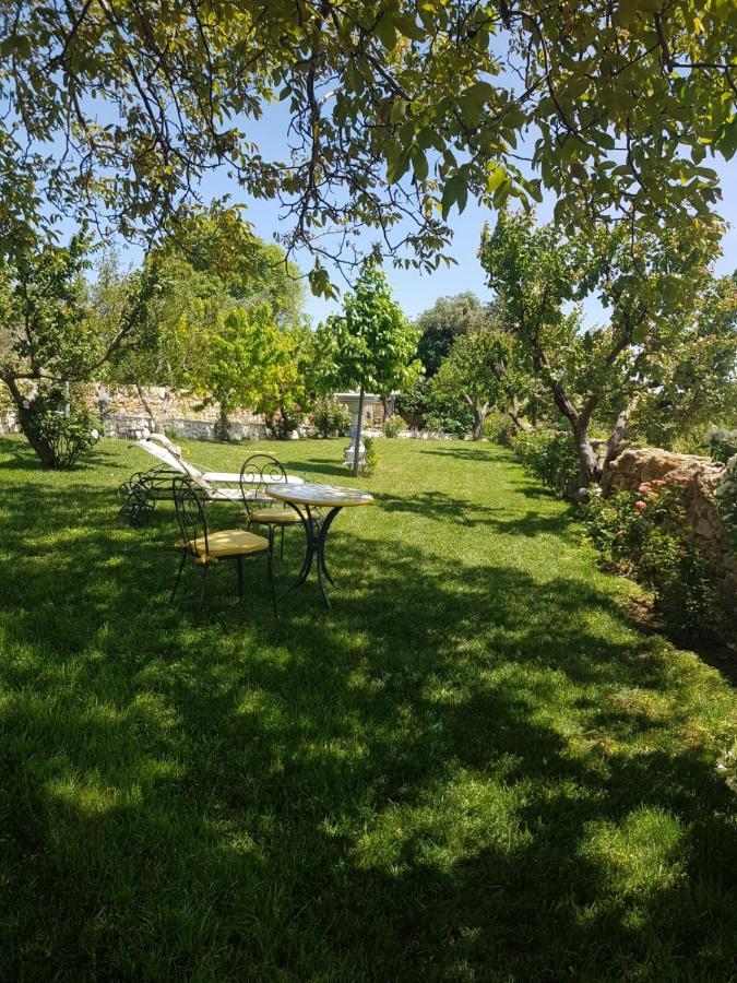 Trullo Del Cavaliere Delle Gravine Villa Castellaneta Exteriör bild